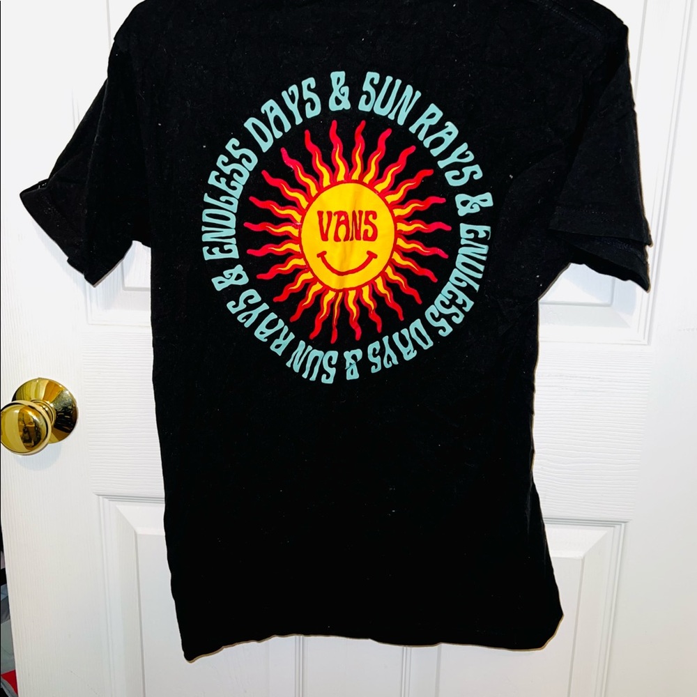 VANS. Size SMALL. Black w/ Graphic.